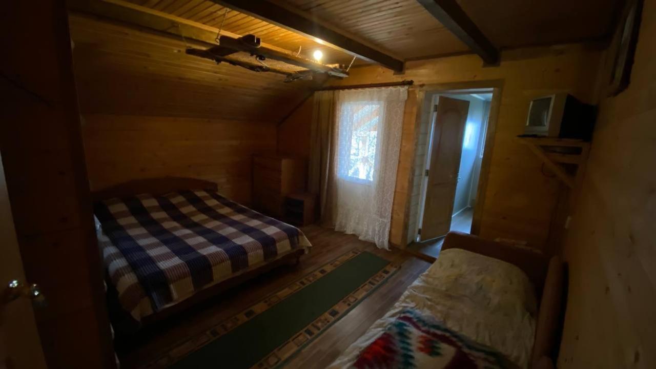 Gostynna Hata Hotel Mikulicsin Kültér fotó